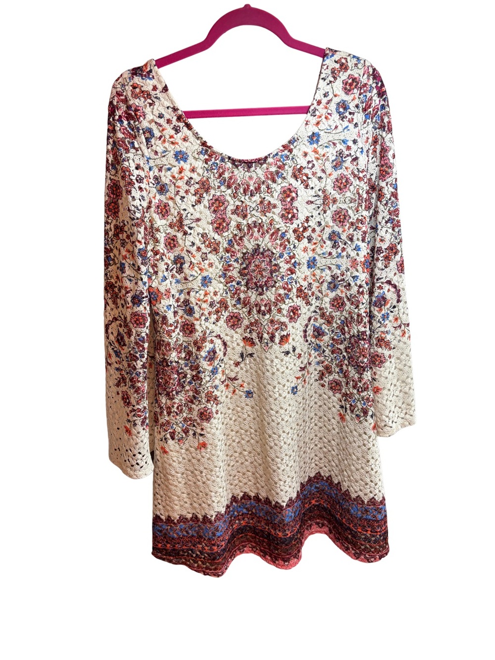 Floral Long Sleeve Bohemian Crochet Dress in Cream Size Large Like New